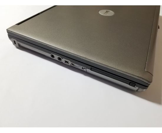  Ноутбук Dell Latitude D630 14 &quot;HD + NVIDIA 4GB RAM 250GB HDD, image 3 
