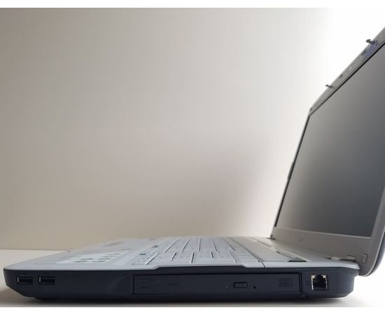  Ноутбук Acer Aspire 7520 17 &quot;4GB RAM 320GB HDD, image 3 