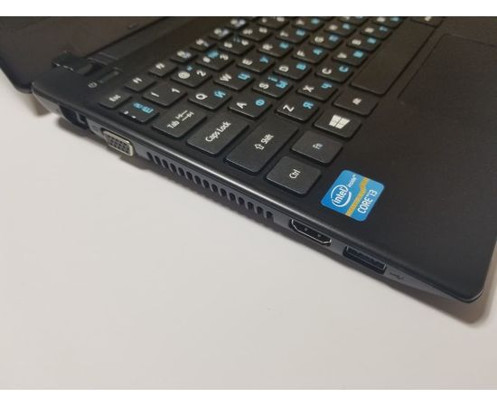  Ноутбук Acer TravelMate TMB113 11&quot; i3 4GB RAM 320GB HDD, фото 3 