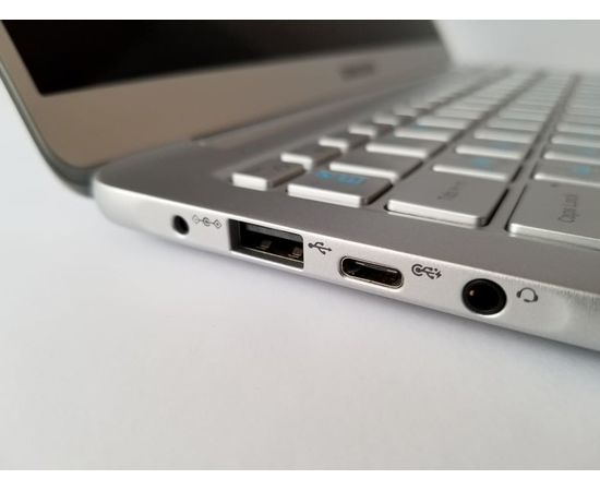  Ноутбук Samsung Notebook 9 NP900X3N 13&quot; i3 8GB RAM 240GB SSD, фото 5 