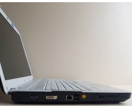  Ноутбук Acer Aspire 7520 17 &quot;4GB RAM 320GB HDD, image 4 